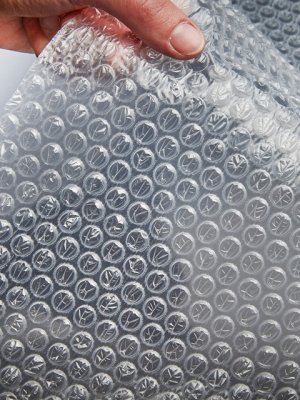Small Bubble 300mm x 100m (per roll)
