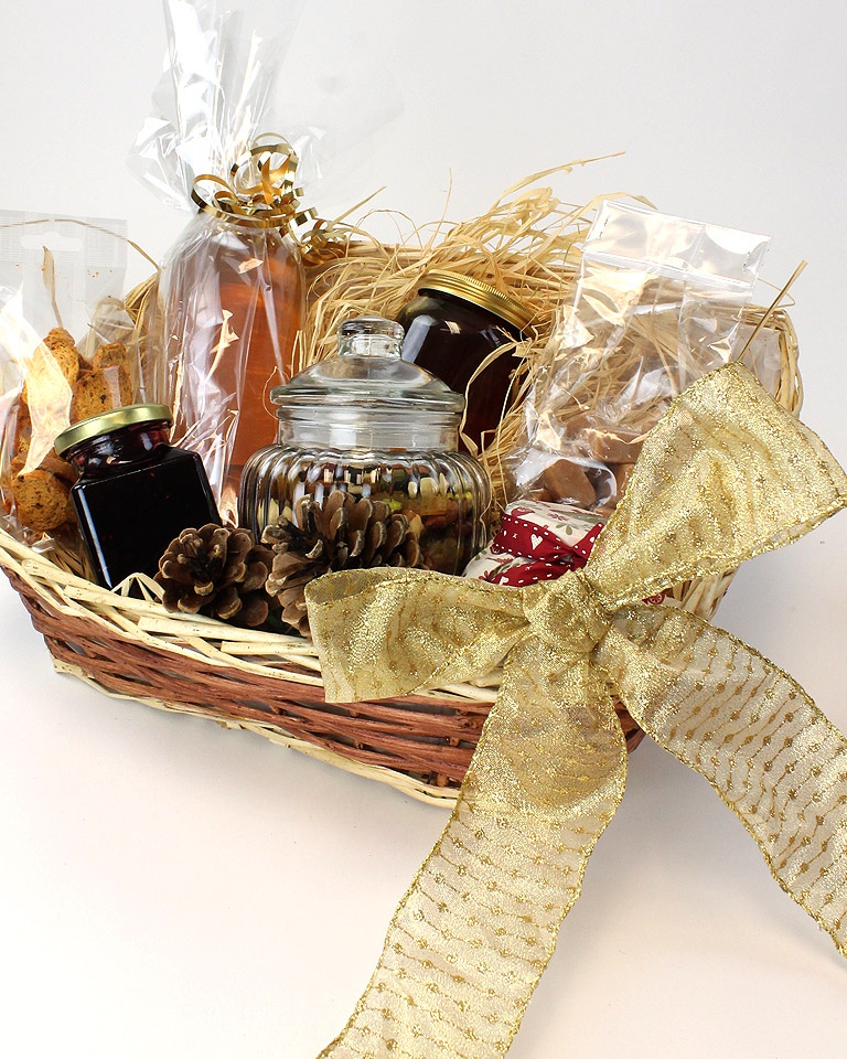 Gift Hamper Ideal, Bows, Jars and a Basket