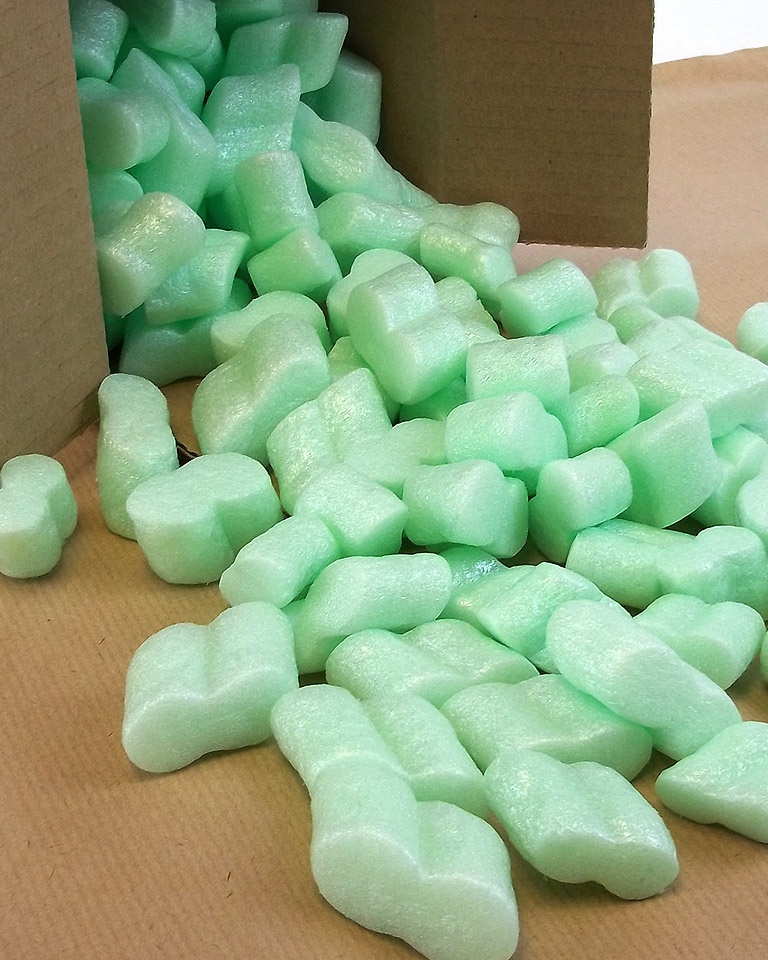 The polystyrene in my parcel looks like potato crisps : r/mildlyinteresting